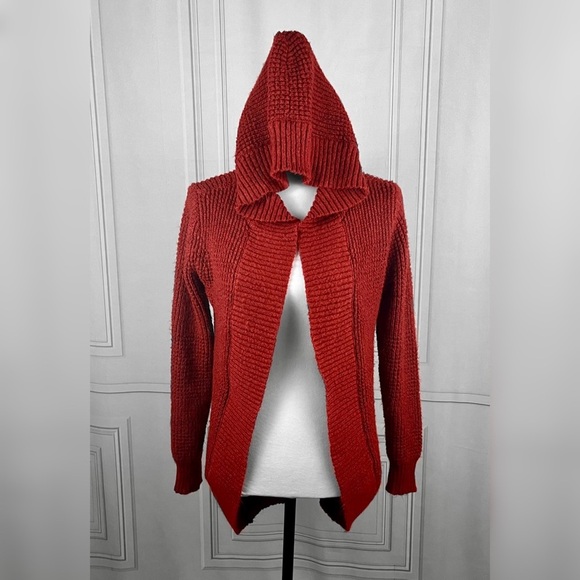 Red fuzzy cardigan 🖤 - Picture 1 of 12